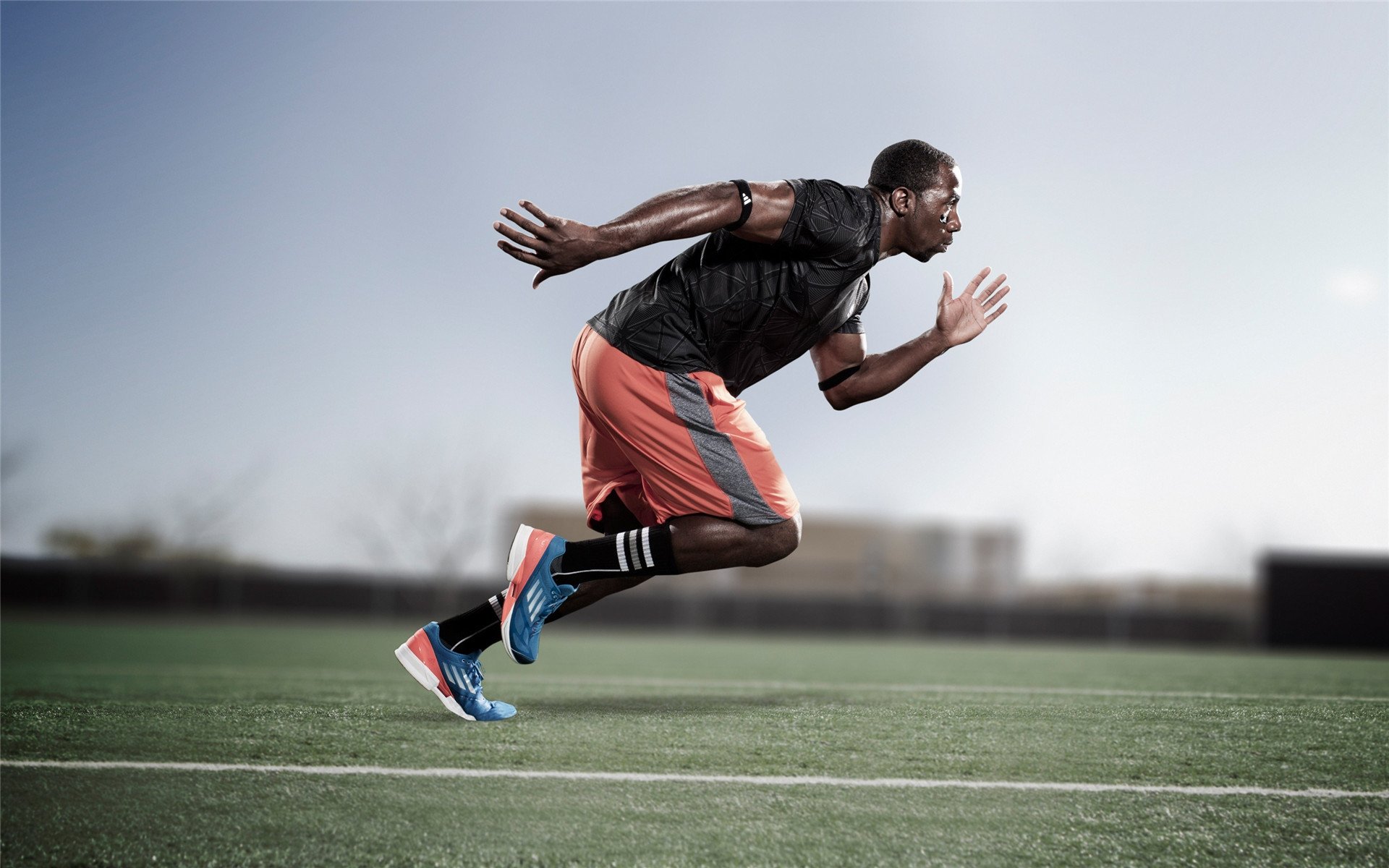 欧冠八强首回合：本菲卡主场1比1利物浦 青年中卫封锁萨拉赫成战术亮点